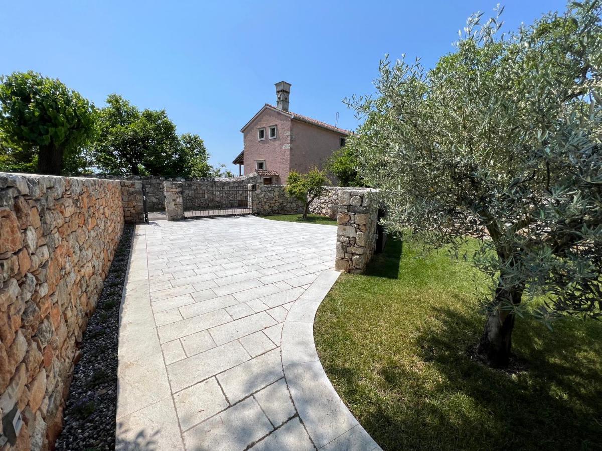 Appartamenti Minerva San Pelagio Exteriör bild