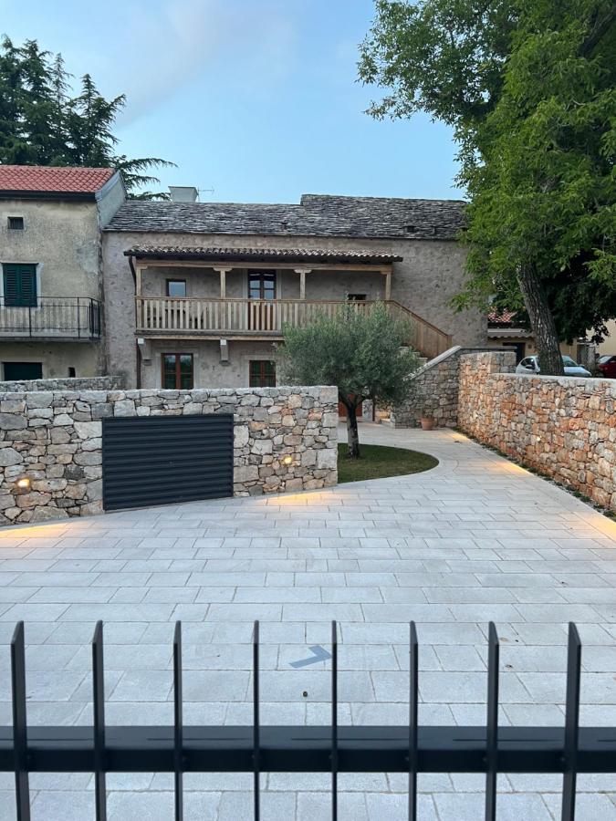 Appartamenti Minerva San Pelagio Exteriör bild