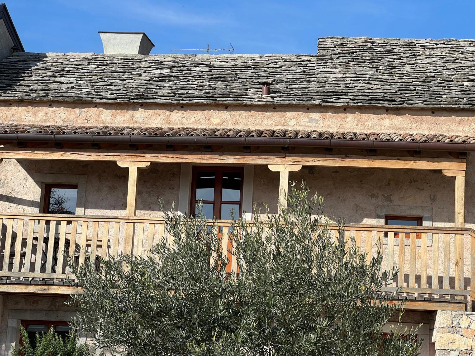 Appartamenti Minerva San Pelagio Exteriör bild